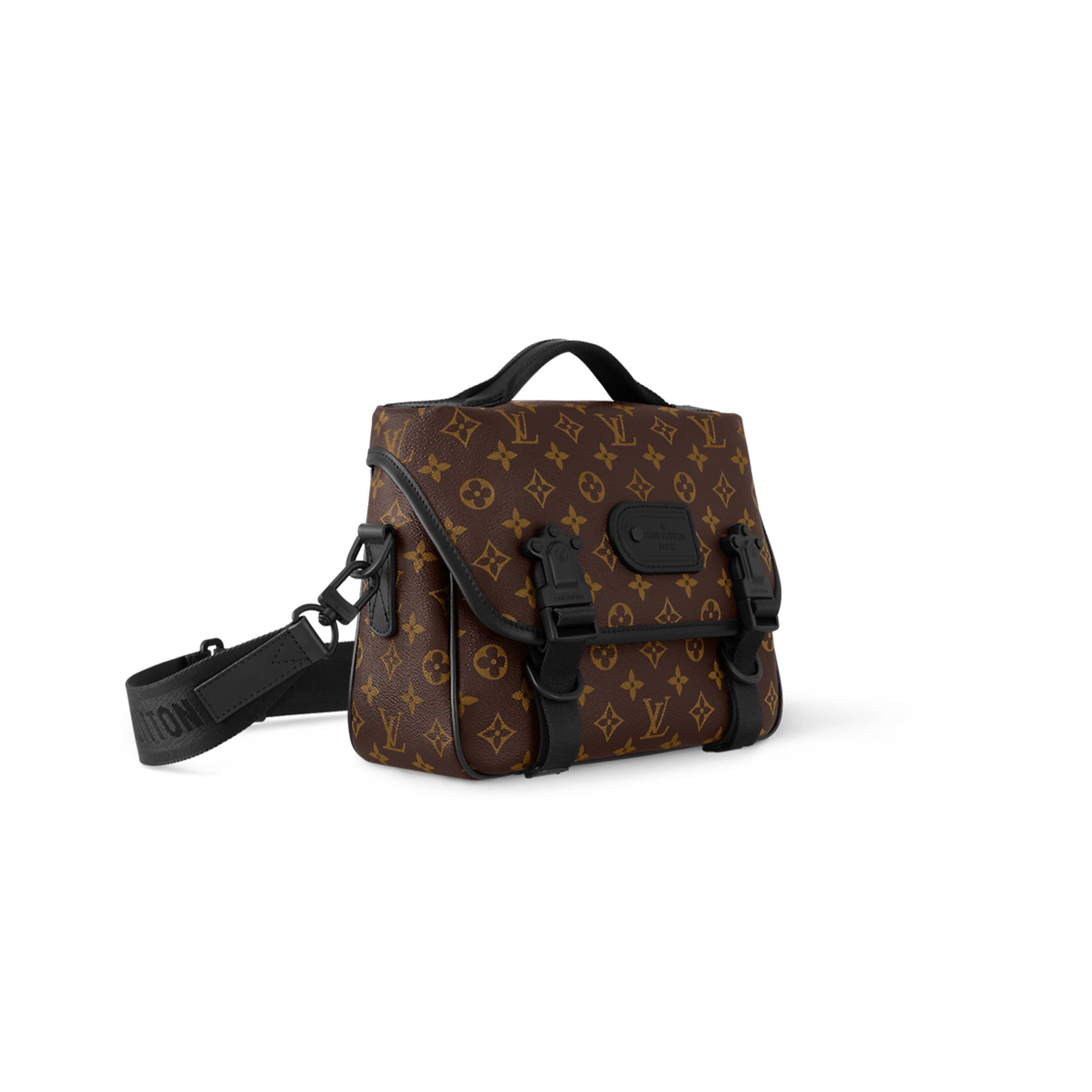 LOUIS VUITTON LV TRAIL MESSENGER M46972 (31*22*11cm)